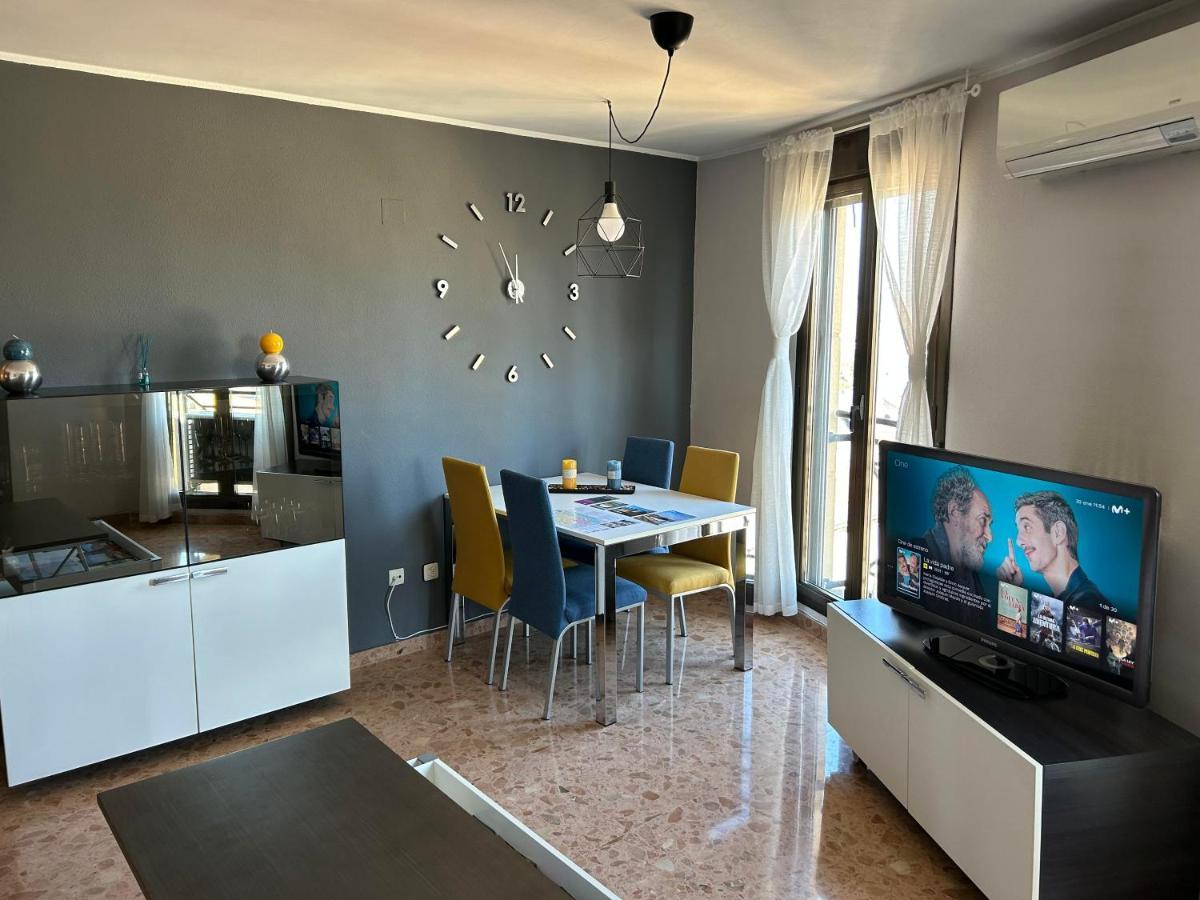 El Torreón Del Pilar. Opción De Parking Apartamento
